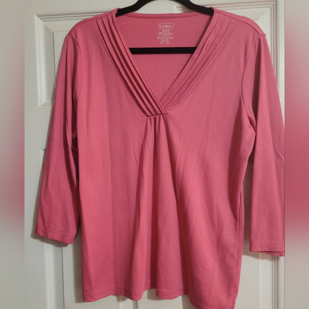 L.L. Bean 100% Supima Cotton V-Neck Blouse Medium - Picture 3 of 4